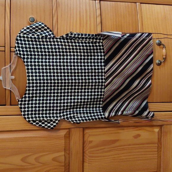 NWOT Old Navy XL sleeveless top - Picture 3 of 6